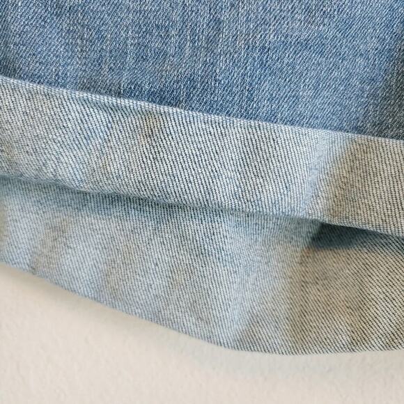 Levi's Women's Wedgie Shorts Sz 29 Summer Casual - Picture 2 of 8